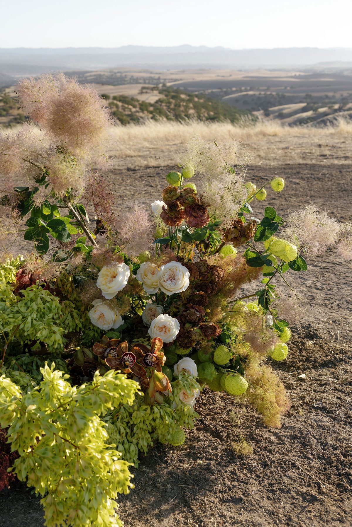 Florals at the head of the ridge aisle